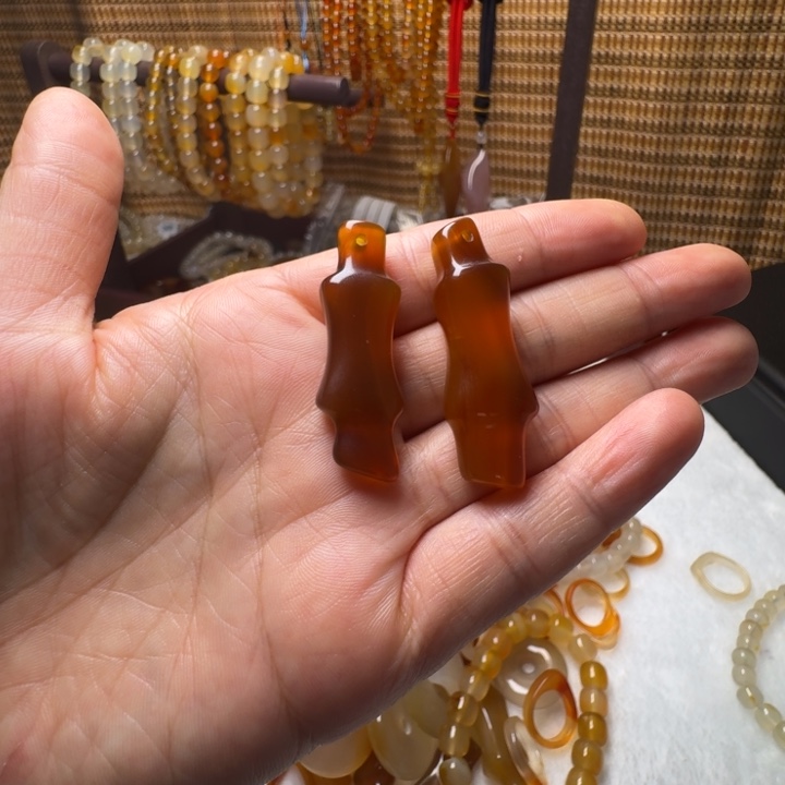 安***琪玛瑙/玉髓未镶嵌颈饰003