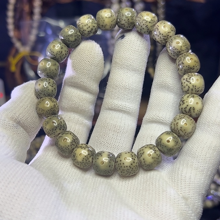 飞***肉手串星月菩提海南原生态