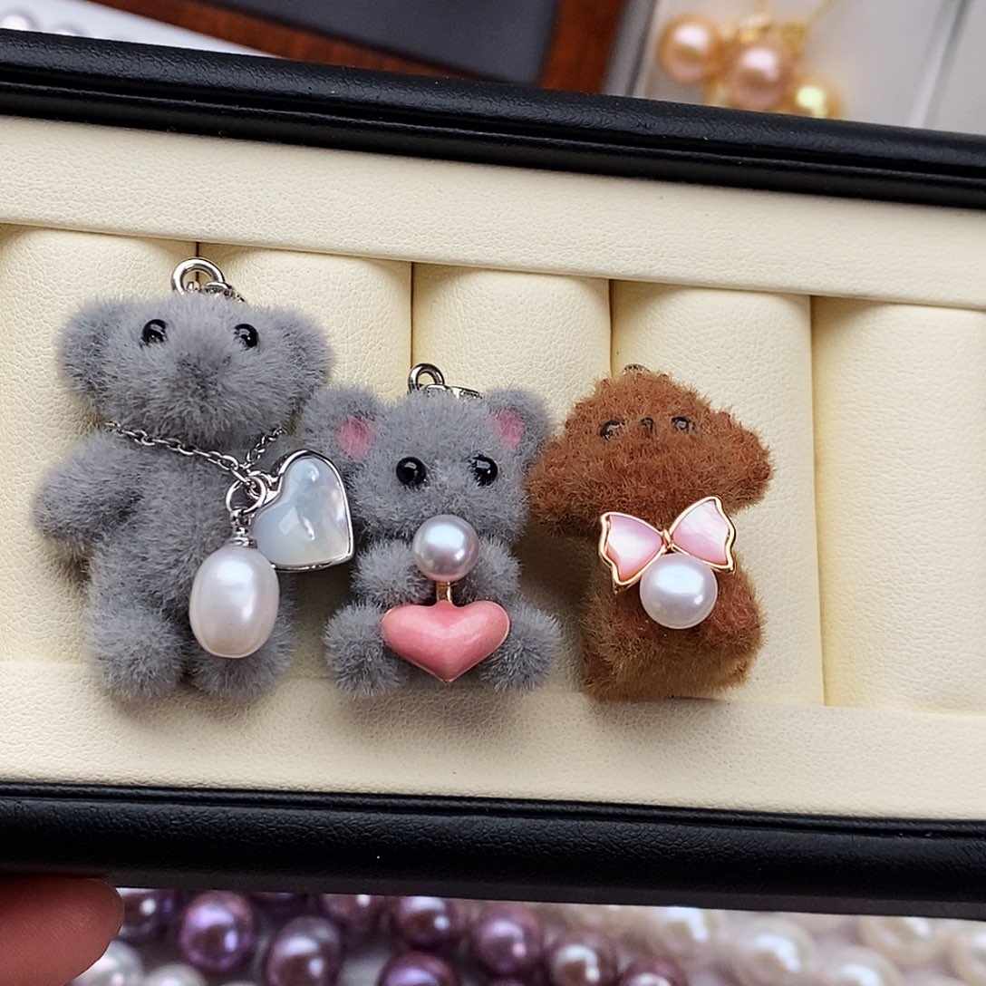 淡水珍珠颈饰合金