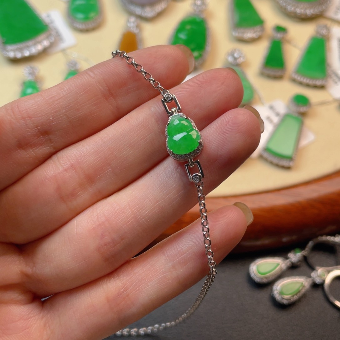 翡翠吊坠(不含链)银S925镶嵌手链