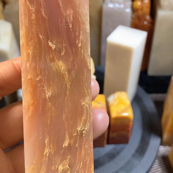 巴林石印石逆*行巴林石雕刻艺术品