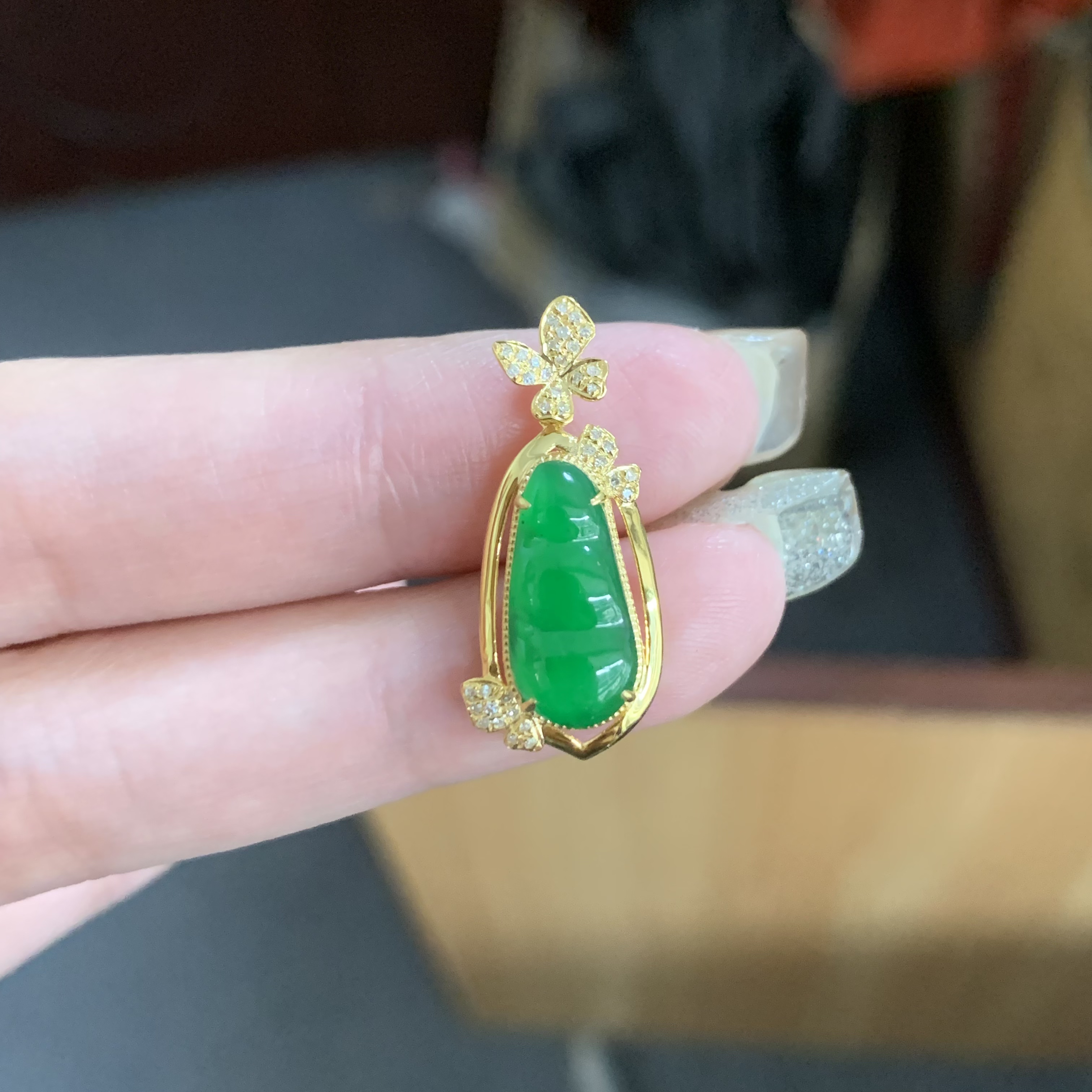 18k金翡翠A货吊坠