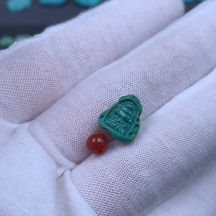 南红玛瑙未镶嵌珠宝奇石
