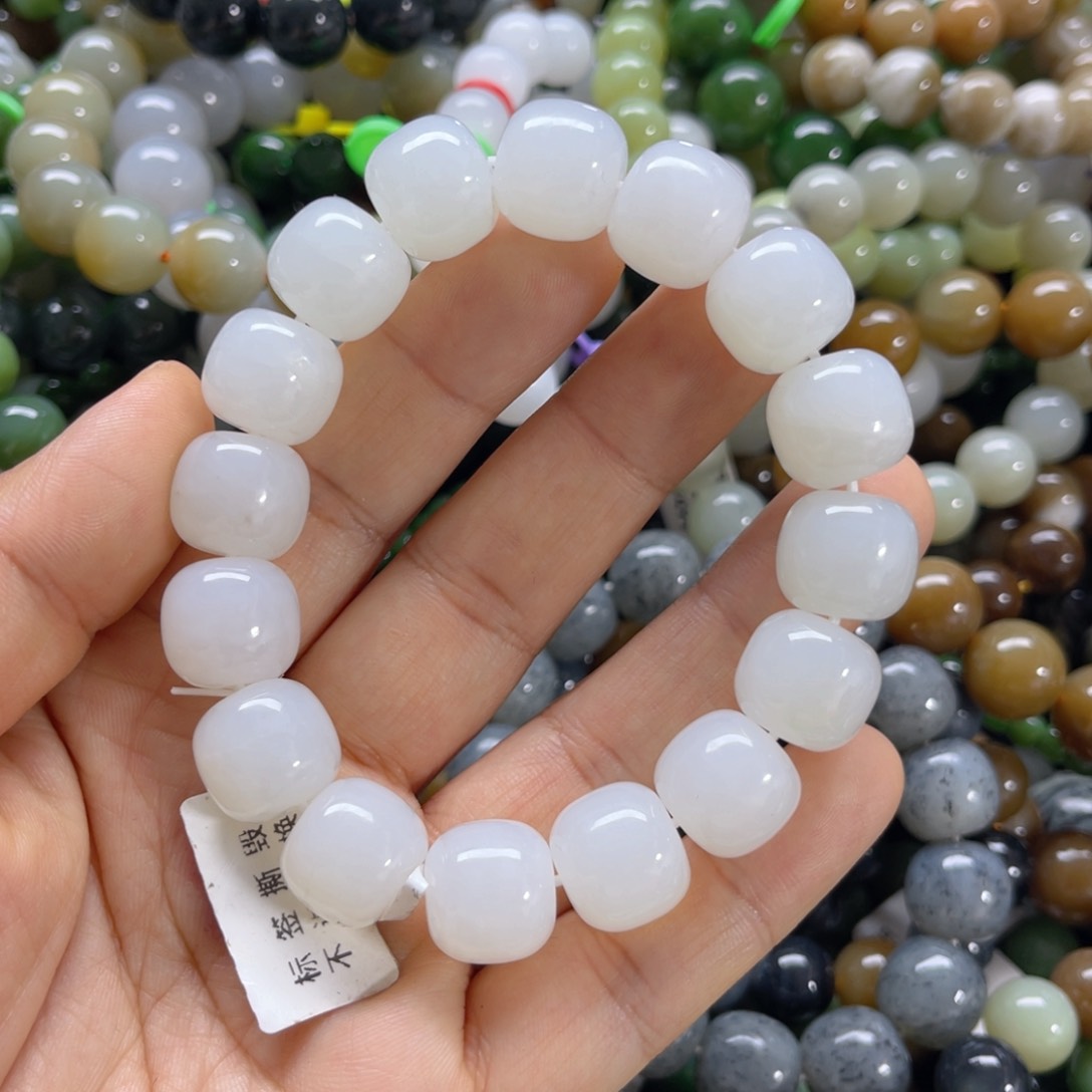 未镶嵌手链和田玉