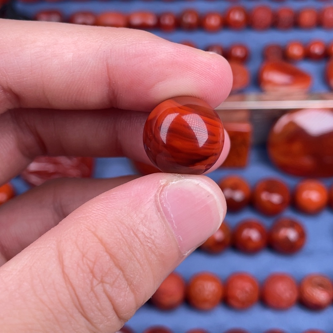 南红玛瑙未镶嵌其他15mm瓦西牛血红双色dz