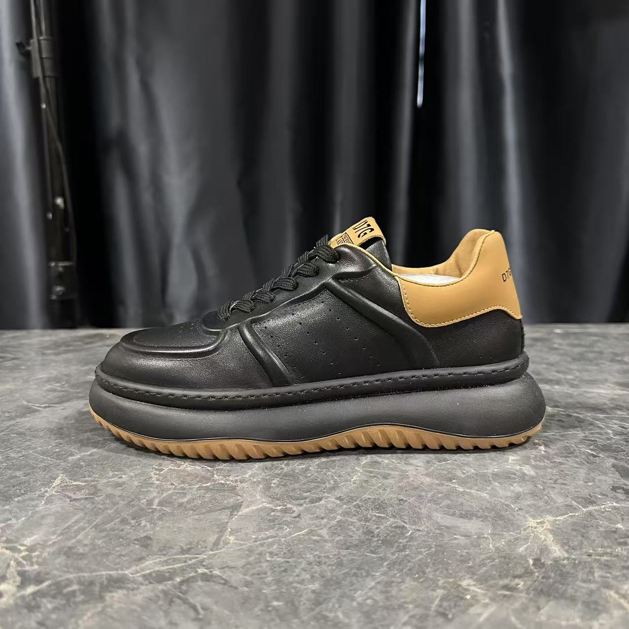 8013男士休闲时尚百搭男鞋