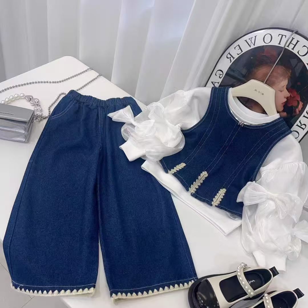 J5新款上新女童时尚洋气韩版儿童套装宽肩衣服牛仔三件套裤子Q78