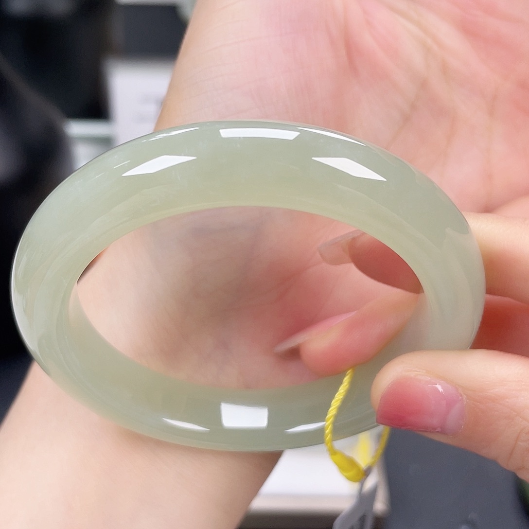 和田玉手镯5657未镶嵌