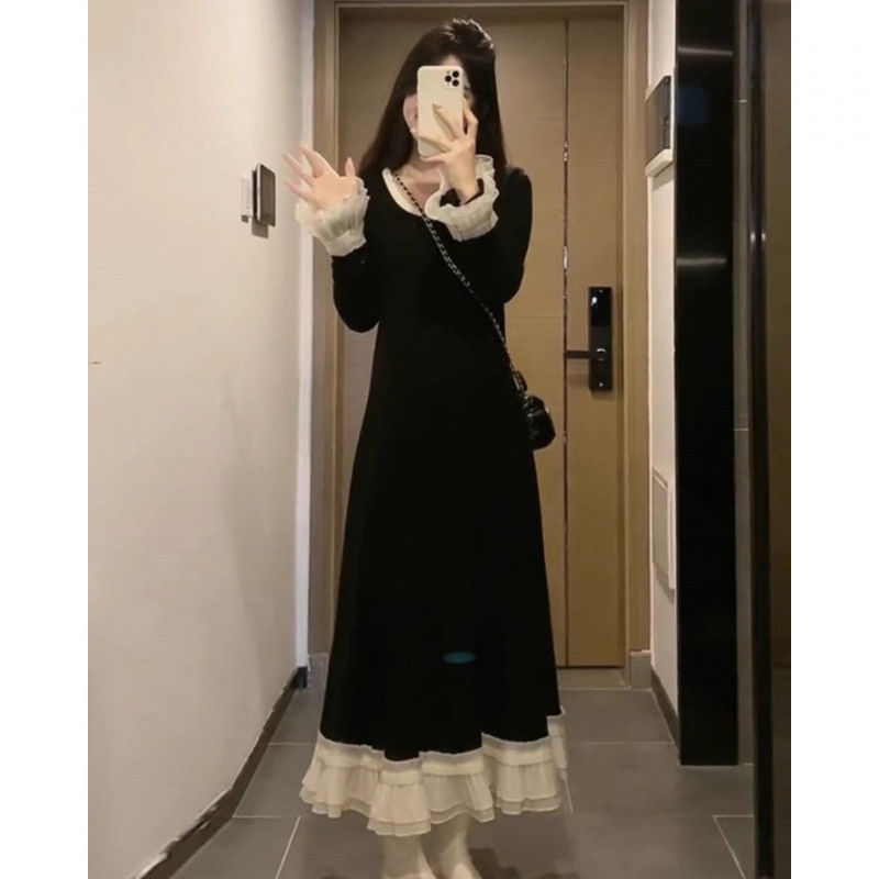 法式花边拼接长袖连衣裙女早春打底长裙内搭弹力收腰针织A字裙子