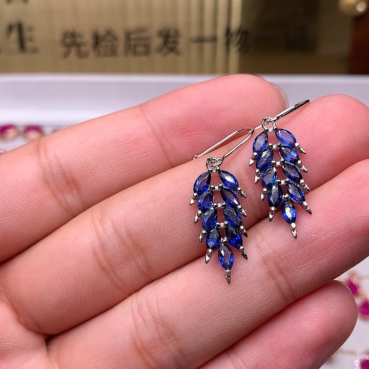 蓝宝石耳饰银S925镶嵌