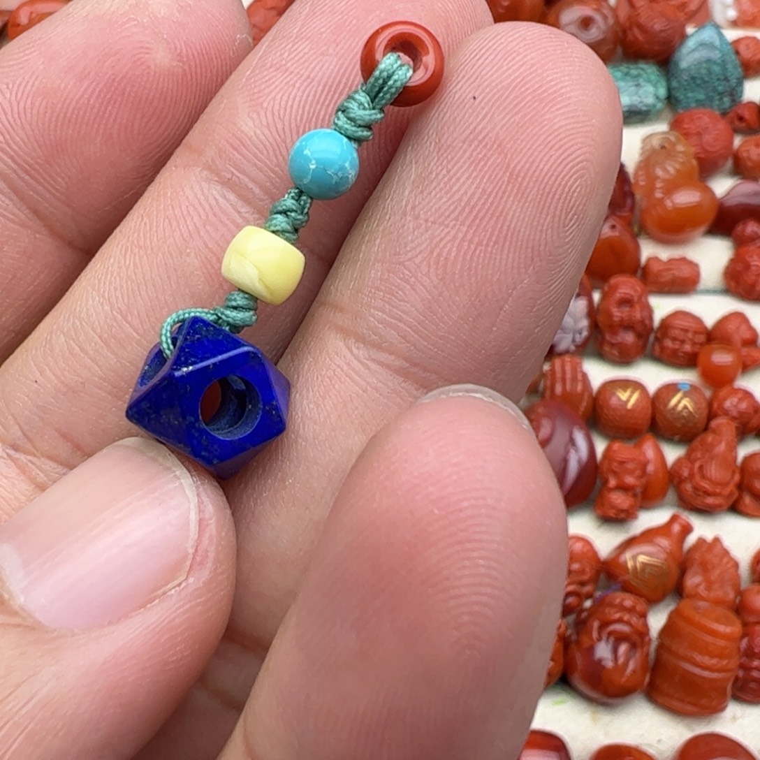 南红玛瑙未镶嵌配饰