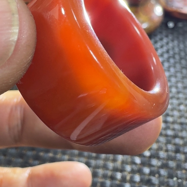 东***罗玛瑙/玉髓未镶嵌颈饰