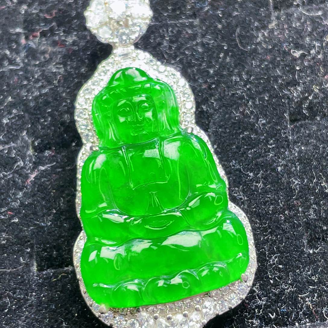 翡翠颈饰未镶嵌37，