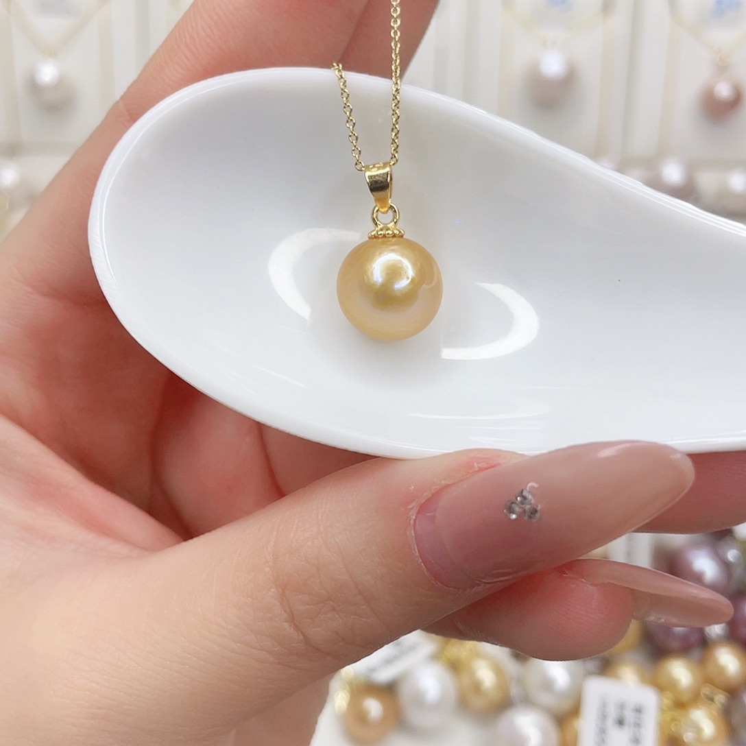 淡水珍珠吊坠(赠链)未镶嵌