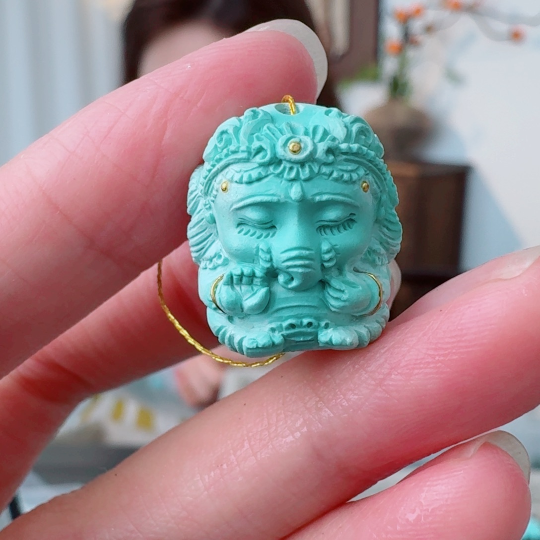 未镶嵌绿松石珠宝奇石