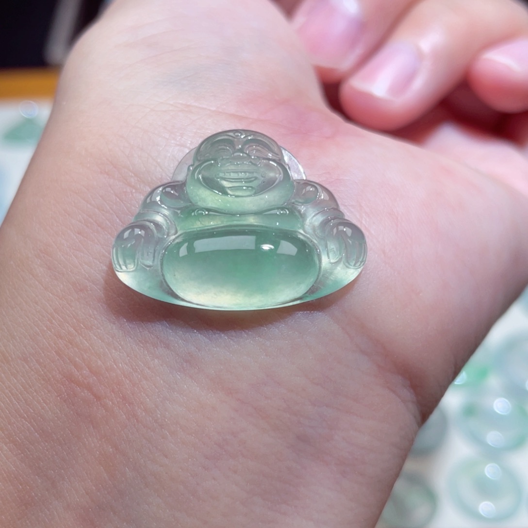 颈饰未镶嵌翡翠佛公