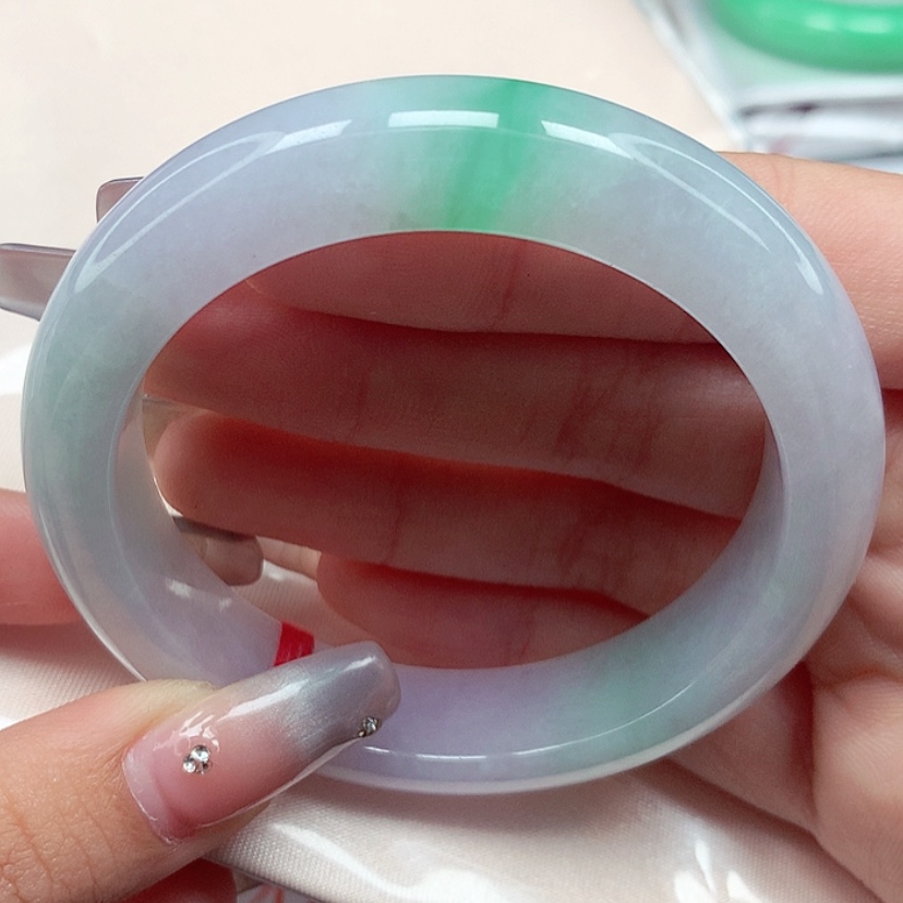 【闪购商品】翡翠手镯未镶嵌55圈冰胶春彩