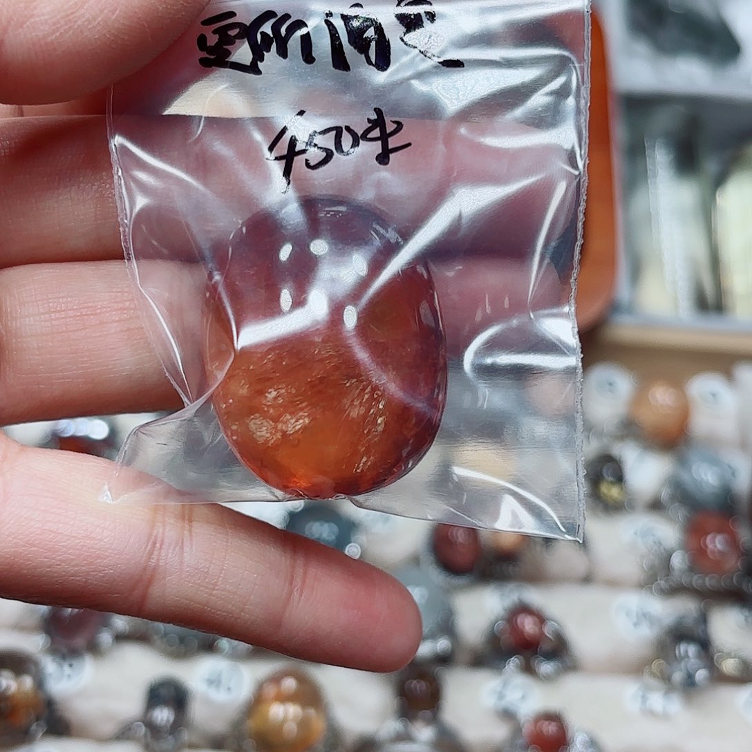 雯***雯未镶嵌水晶颈饰水晶