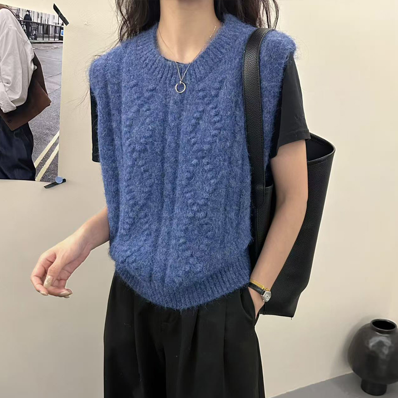 【衣朵设计】韩系软糯麻花针织马甲女2025新款叠穿圆领背心