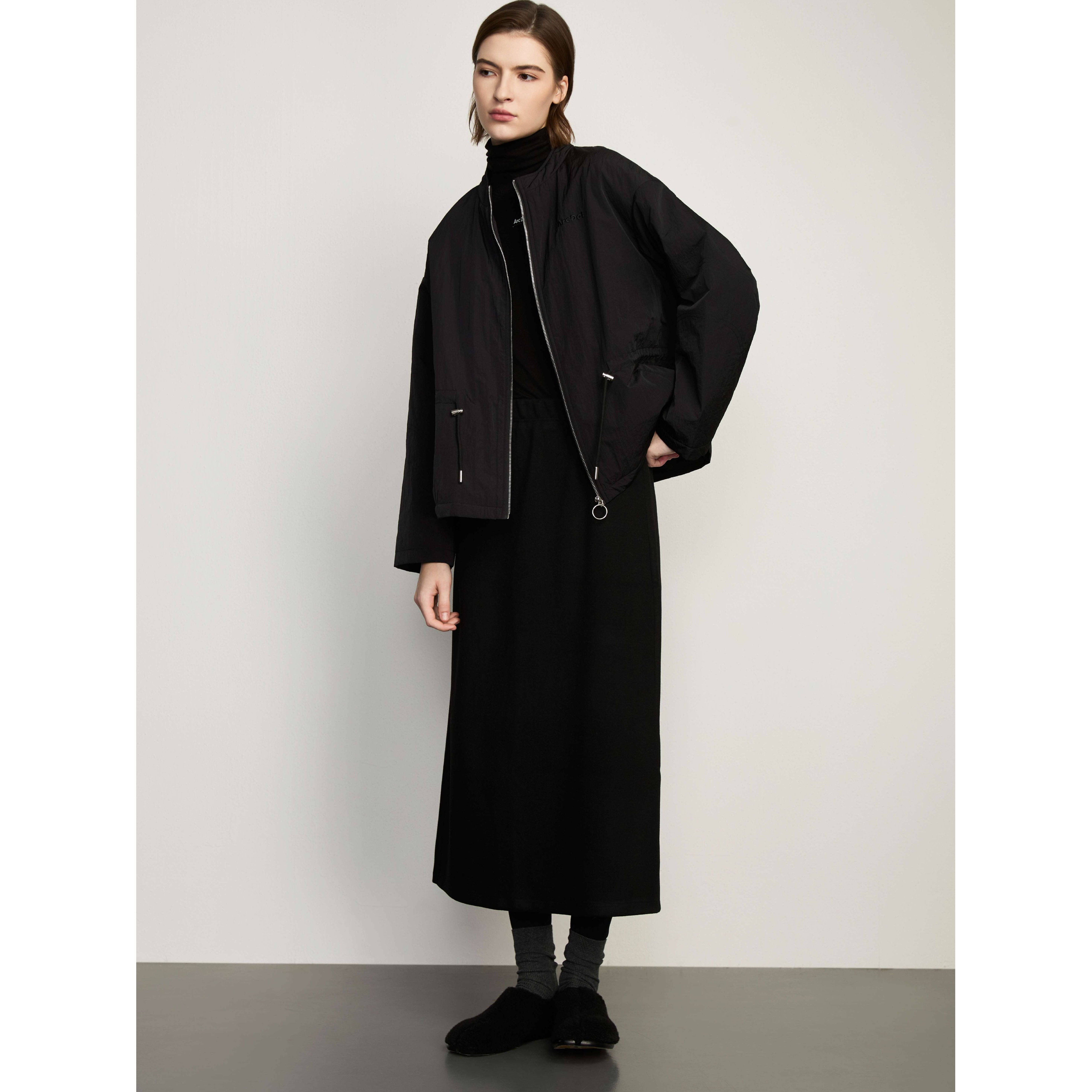 ArcDot品牌小条领简约抽绳棉服