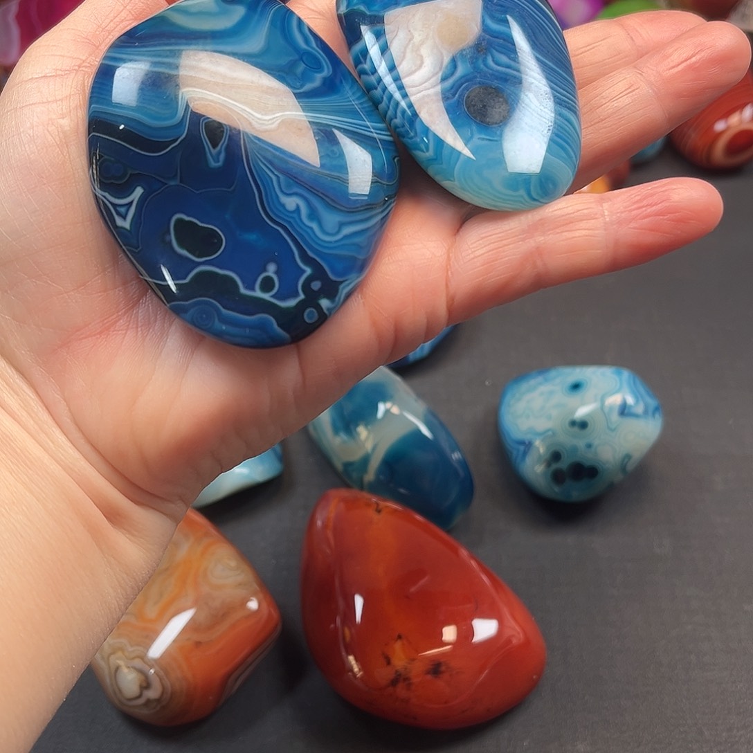 最***）玛瑙/玉髓未镶嵌珠宝奇石