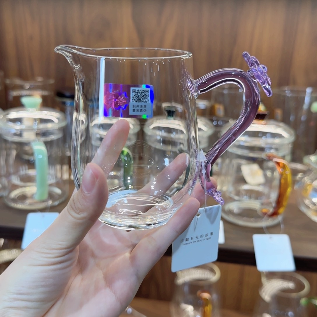 甜****?禾器棠瑞茶海浅紫色