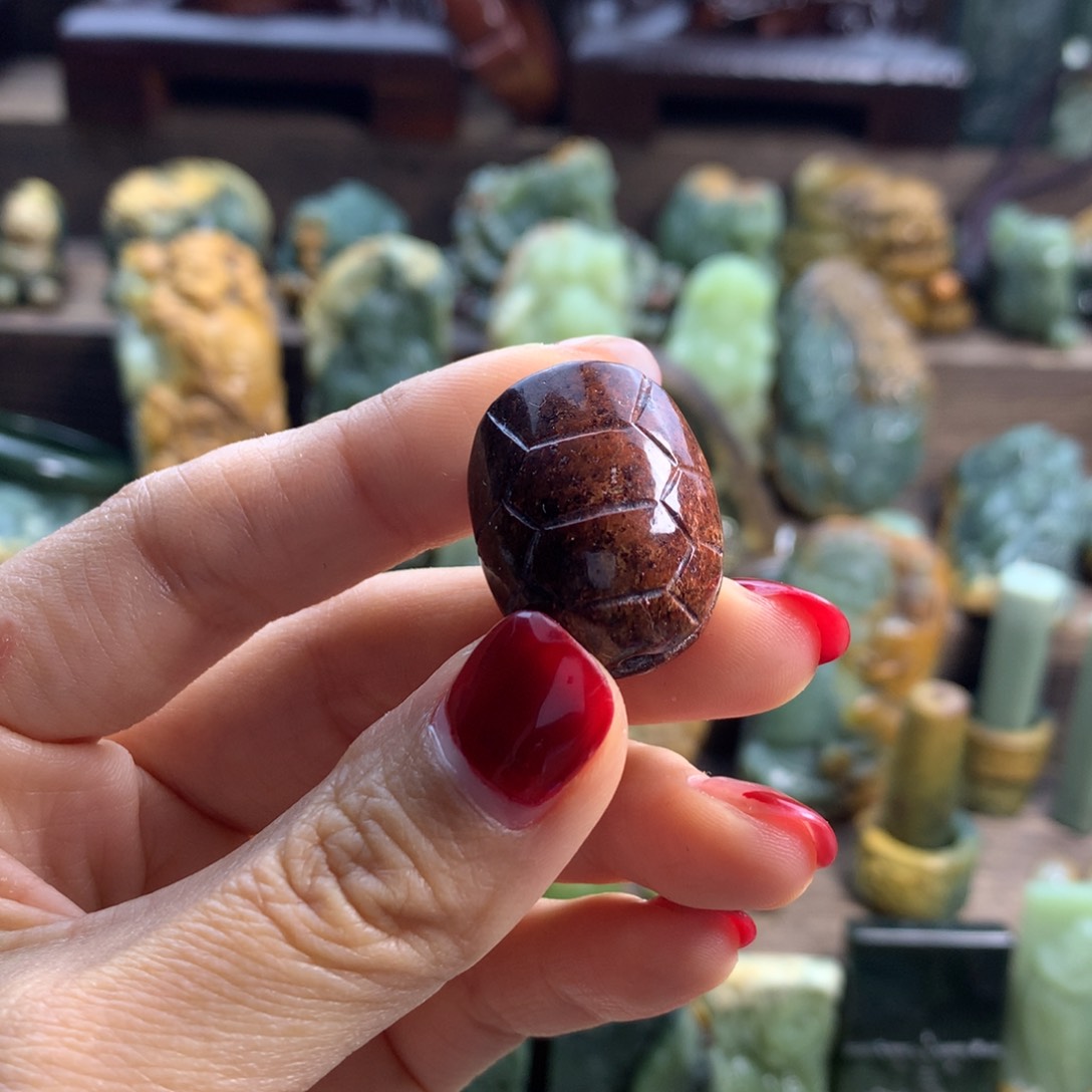 岫岩河磨玉（透闪石质玉）手镯未镶嵌喝*杯