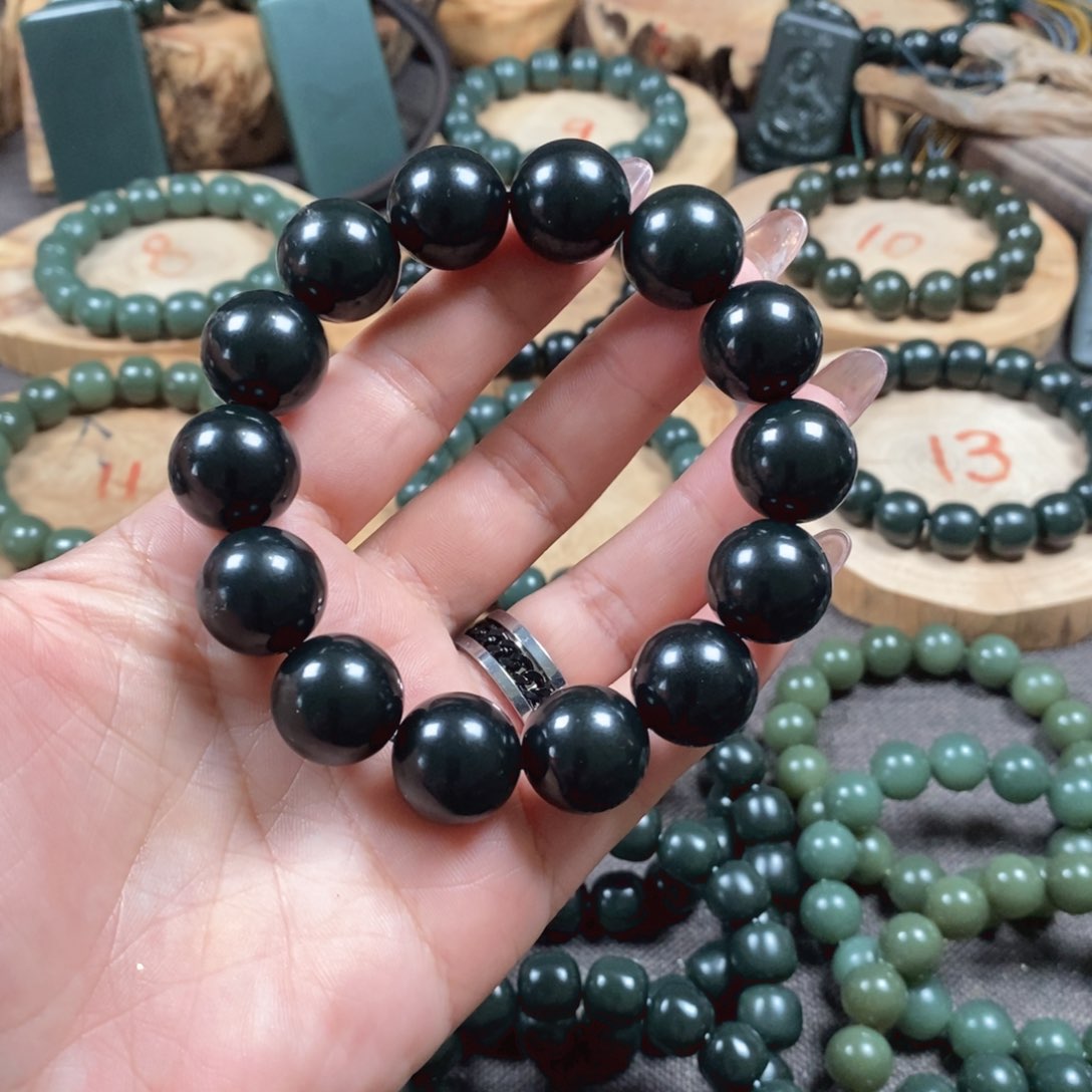 和田玉（青玉）手链未镶嵌自*