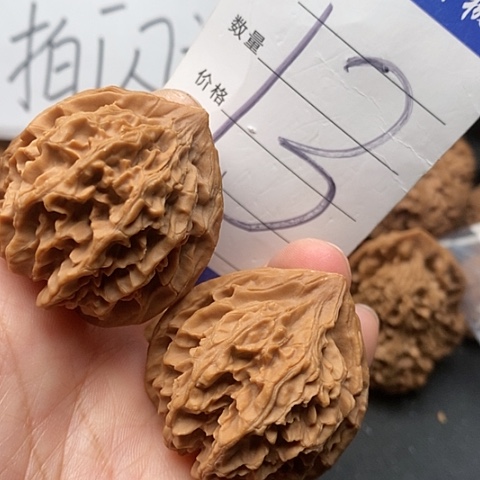 桃核吊坠39全品宝相花