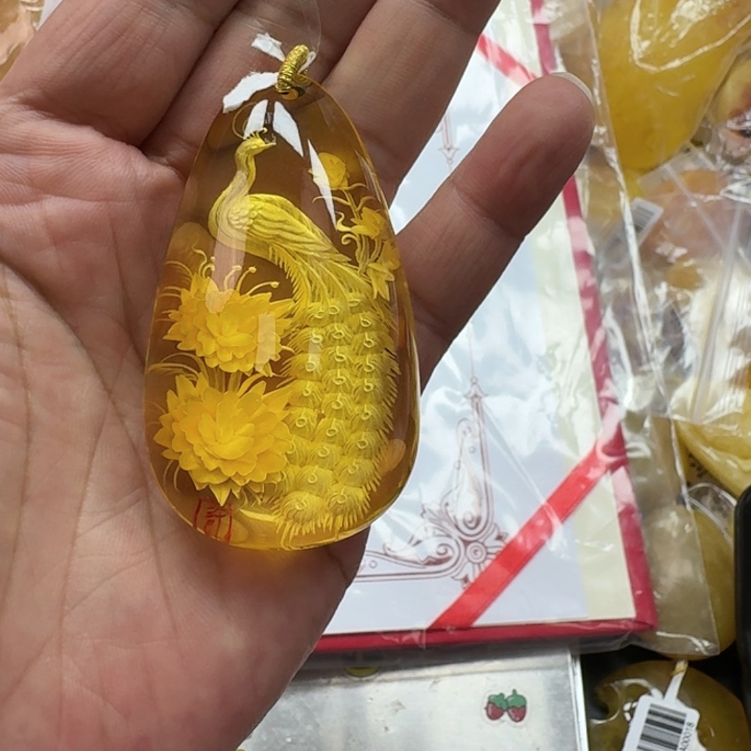 琥珀未镶嵌珠宝奇石187