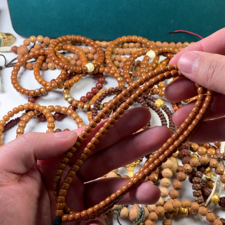 【闪购商品】橄榄核吊坠15555585868