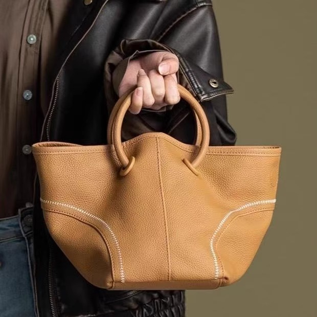 小众通勤菜篮子包包女2024新款手提托特包软皮慵懒风单肩斜挎包包