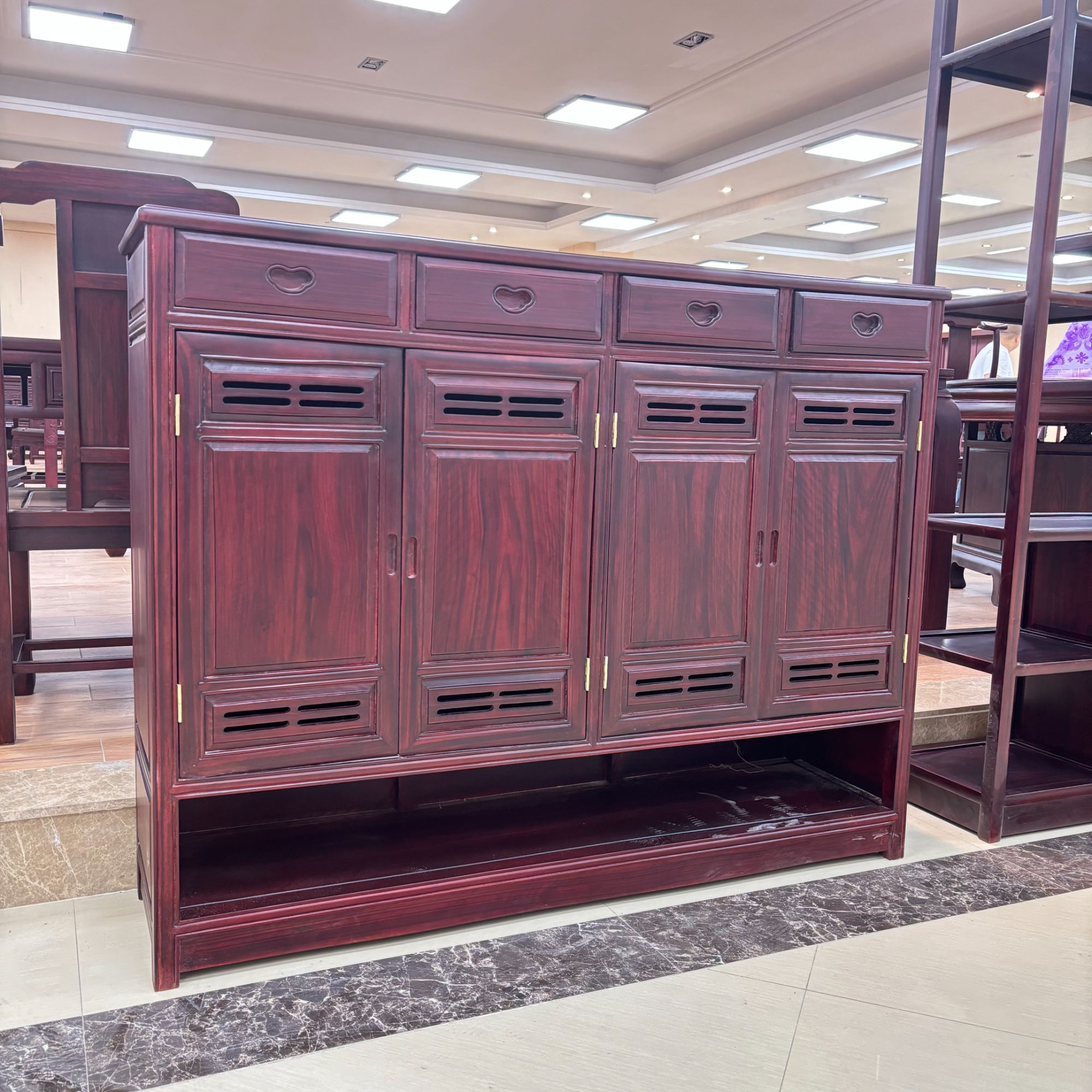 （105/135长*35宽*106高） 3门  4门鞋柜（南美酸枝）