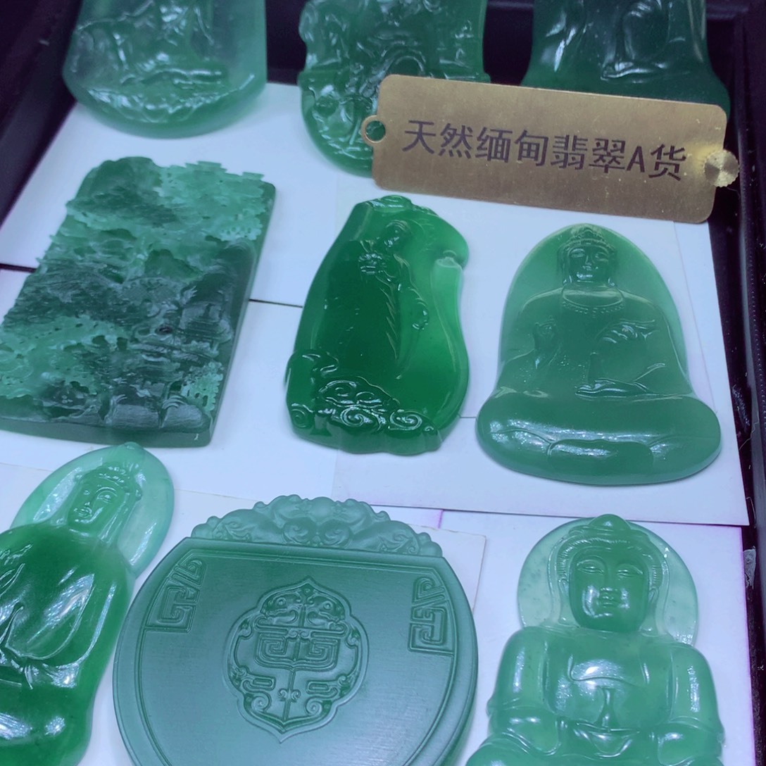 定制翡翠未镶嵌天然缅甸翡翠A货毛货挂件