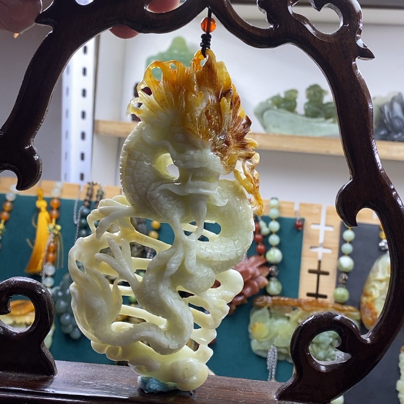 【闪购商品】蛇纹石玉摆件未镶嵌