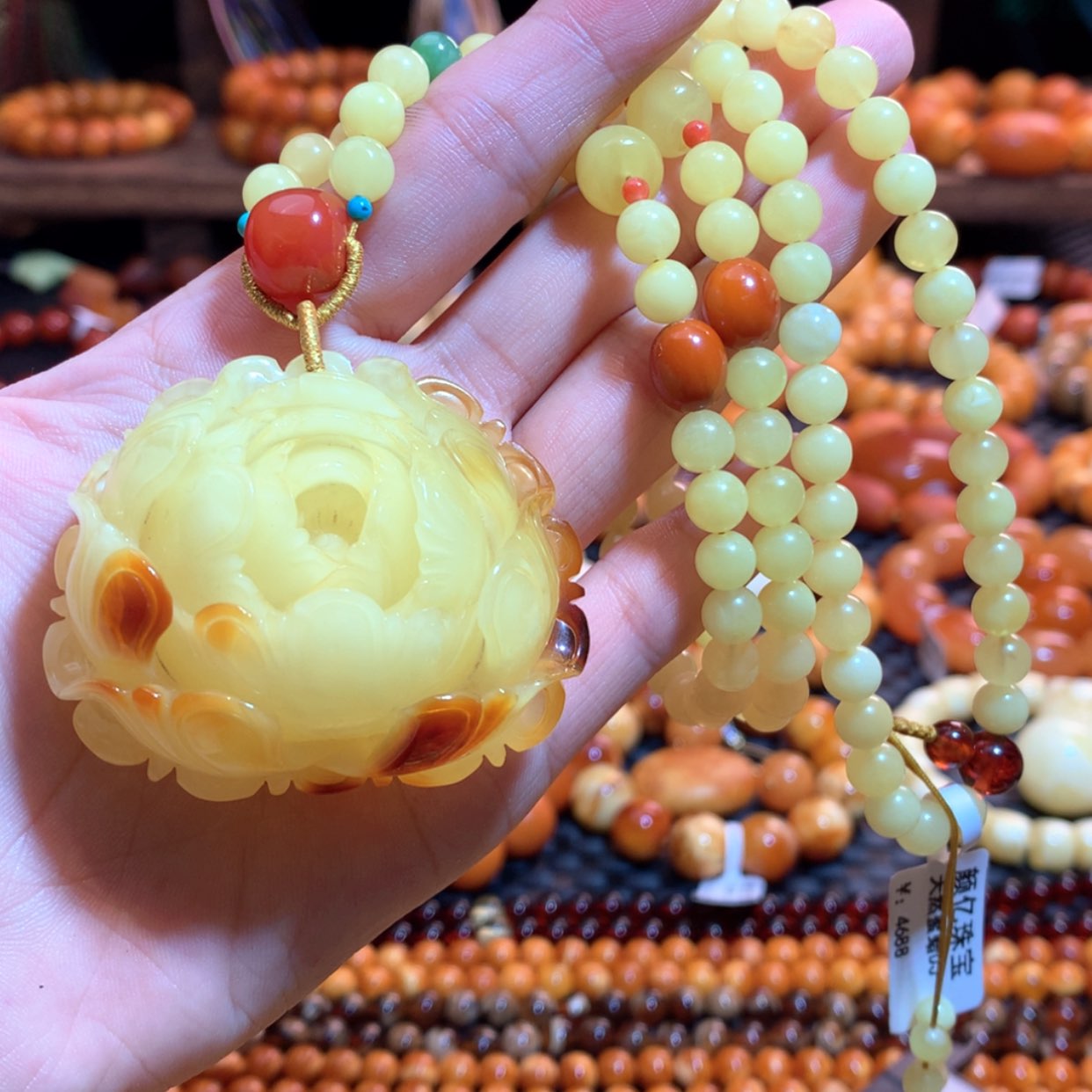 【闪购商品】琥珀吊坠(赠链)未镶嵌