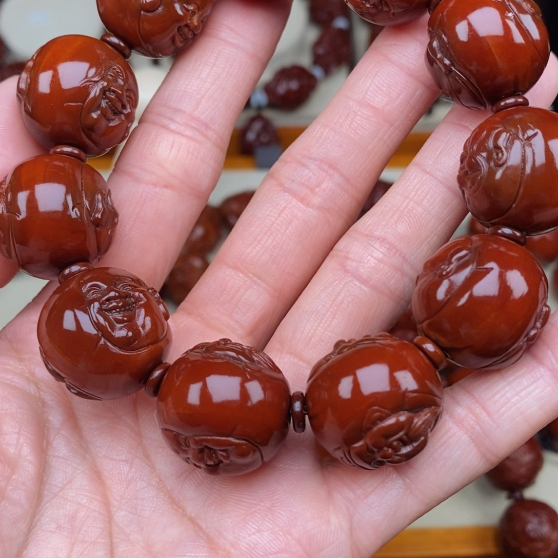 橄榄核吊坠漫**待财迷，