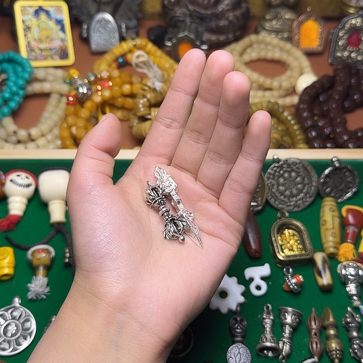 阳***光藏品小苏直播间！！！