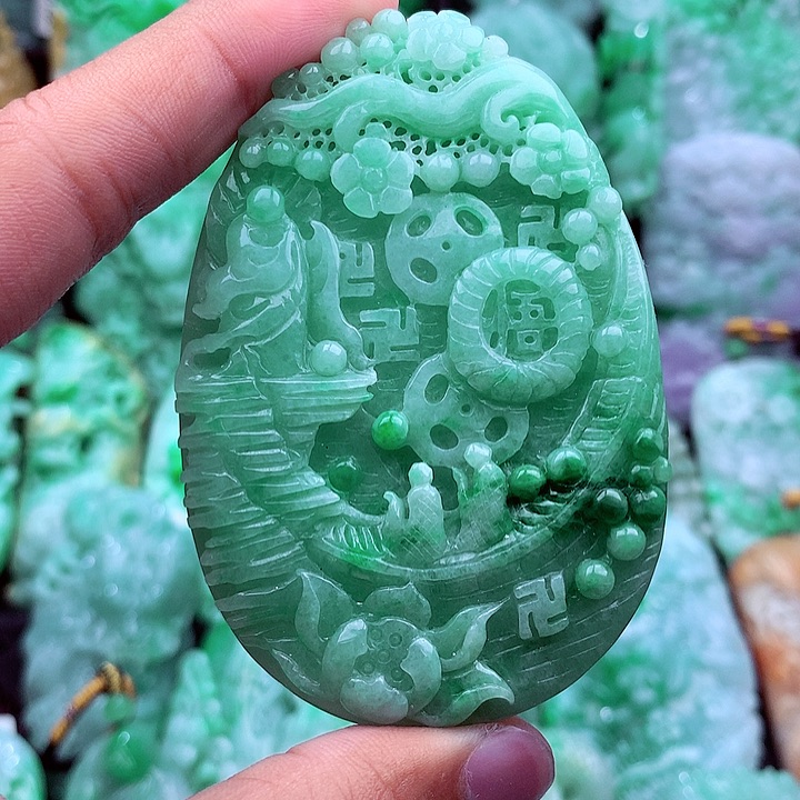 翡翠未镶嵌吊坠(不含链)