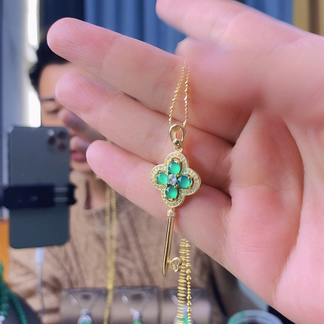 玛瑙/玉髓项链银S925镀金镶嵌