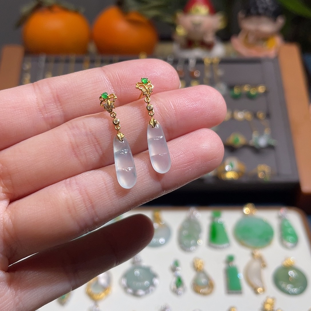 翡翠耳饰18K金镶嵌?**甜冰豆