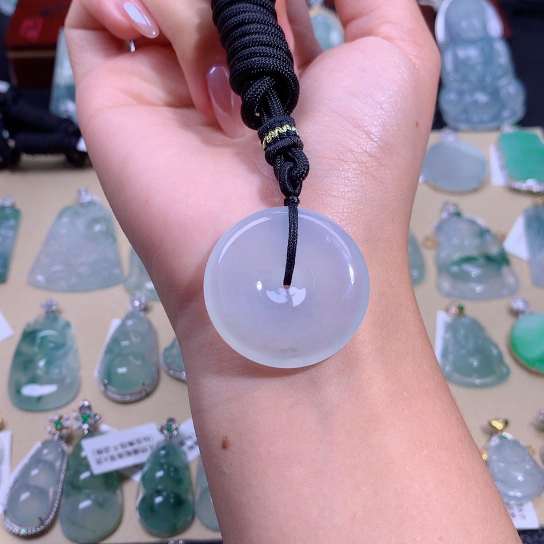 翡翠吊坠(不含链)未镶嵌31.5-6.5