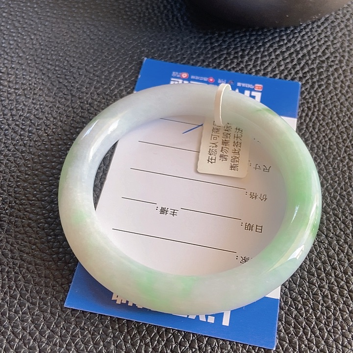 翡翠未镶嵌手镯39