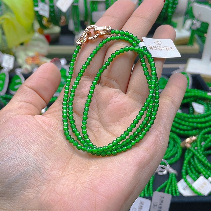 翡翠颈饰未镶嵌圆珠项链