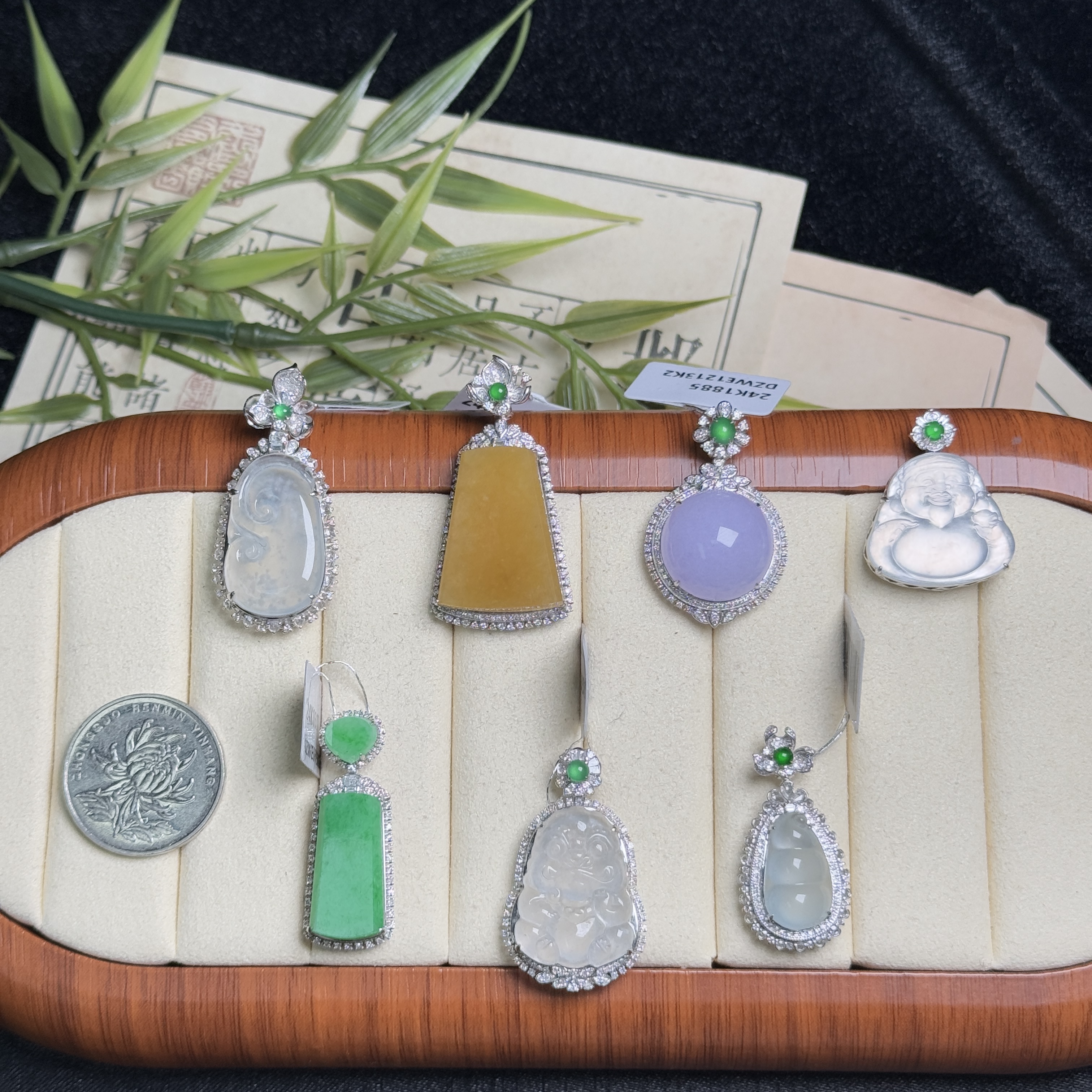 思懿珠宝  18K翡翠吊坠-16800-3-ZGM-多样性发一(紫色有色差）