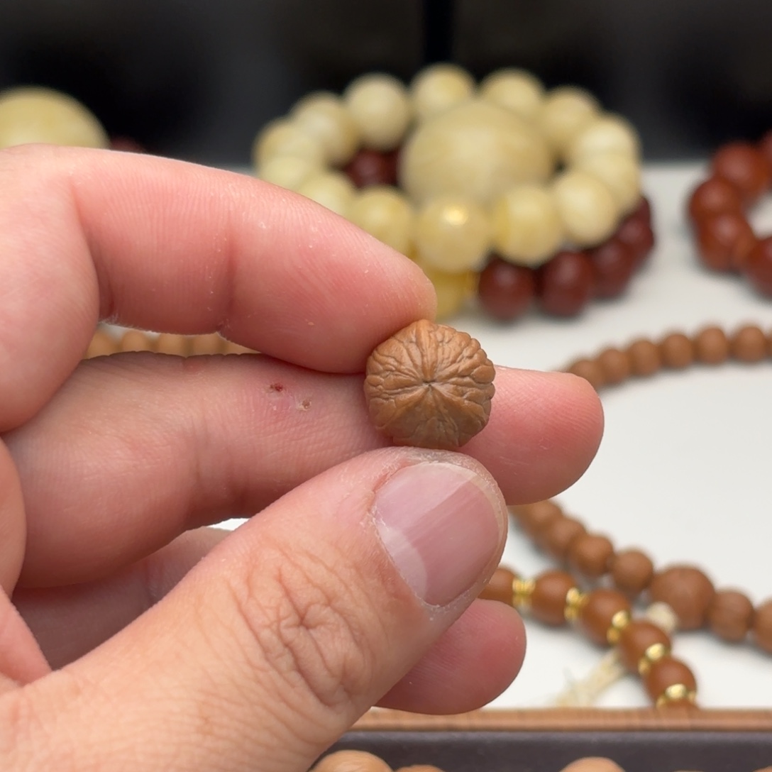 5***7吊坠猴头核桃奔驰三通