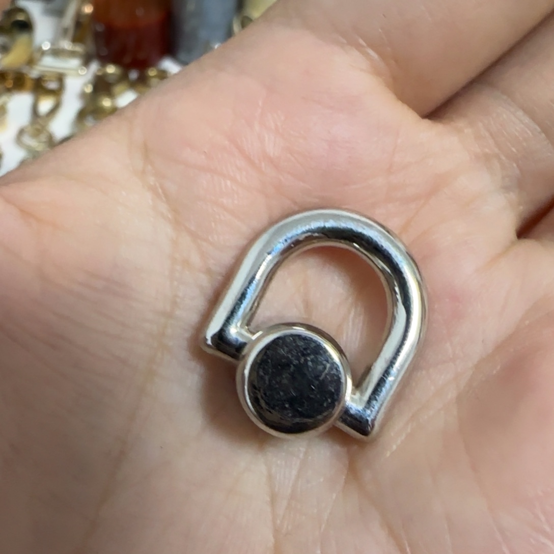 螺丝吊环12元10个.