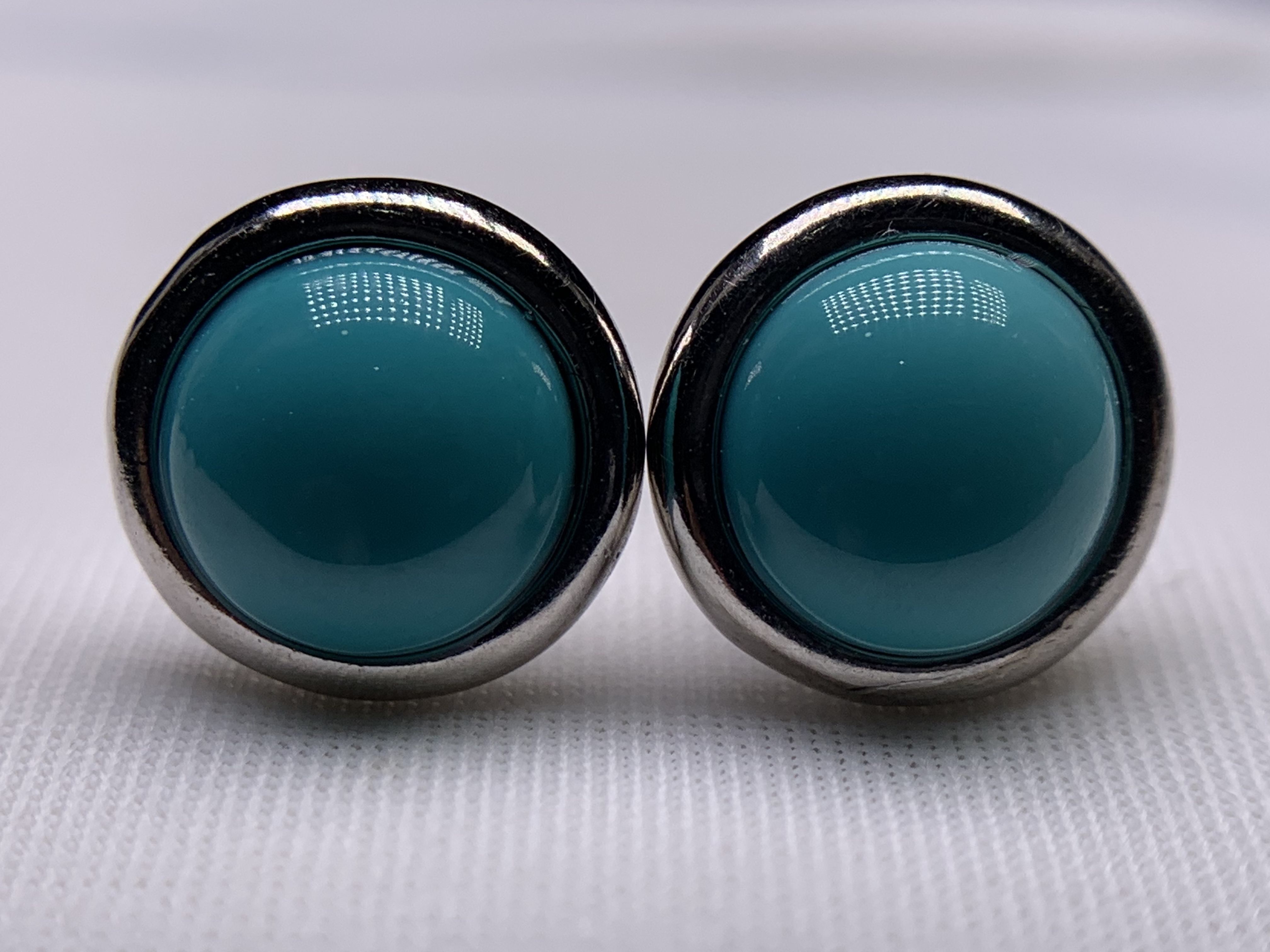 湖北十堰天然原矿绿松石高瓷蓝耳钉情侣款无优化