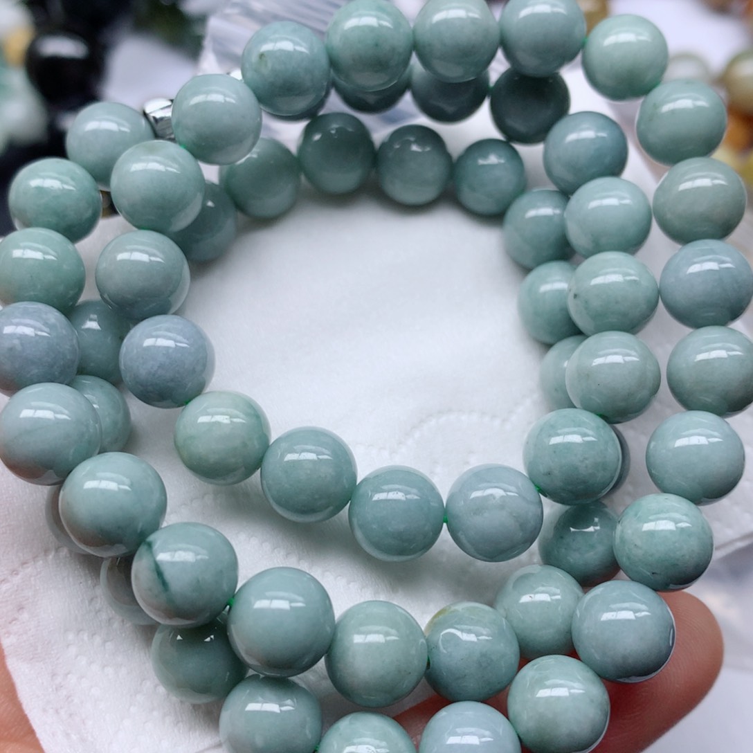 翡翠颈饰未镶嵌手串