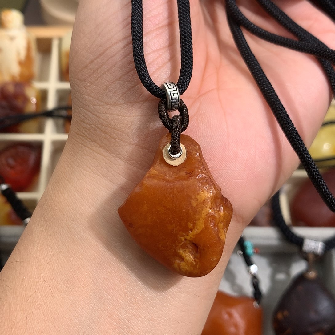 蜜蜡裸石未镶嵌你